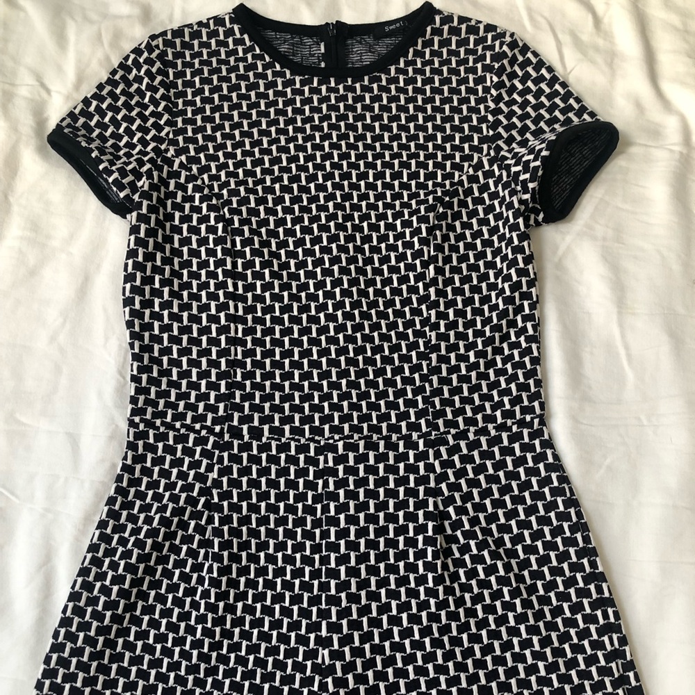 Romper - Black & White Pattern - S/M Stretch